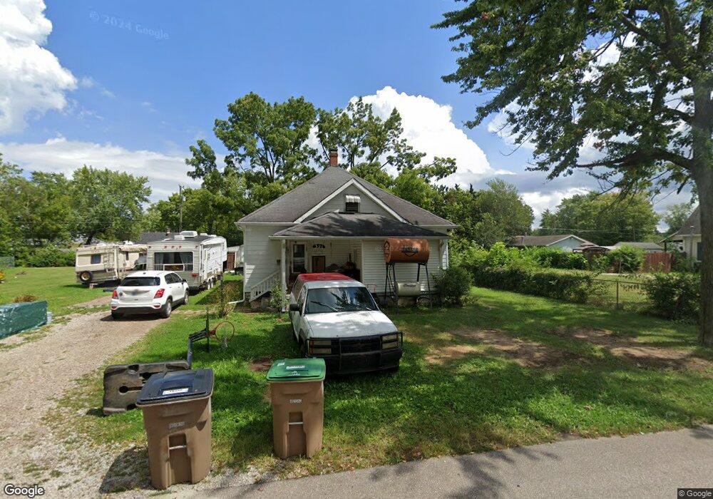 321 Smith St, Columbus, IN 47201 - photo 1