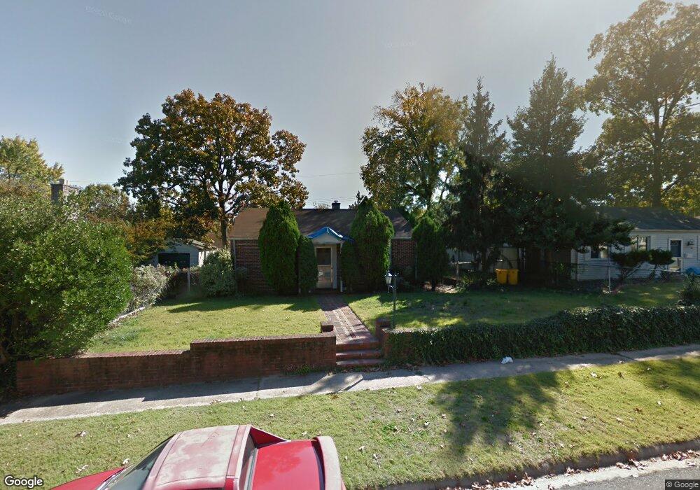 711 Cotter Rd, Glen Burnie, MD 21060 - photo 1