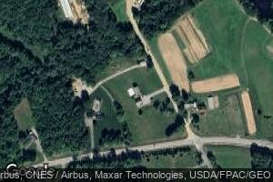 14 Campbell Rd, Leeds, ME 04263