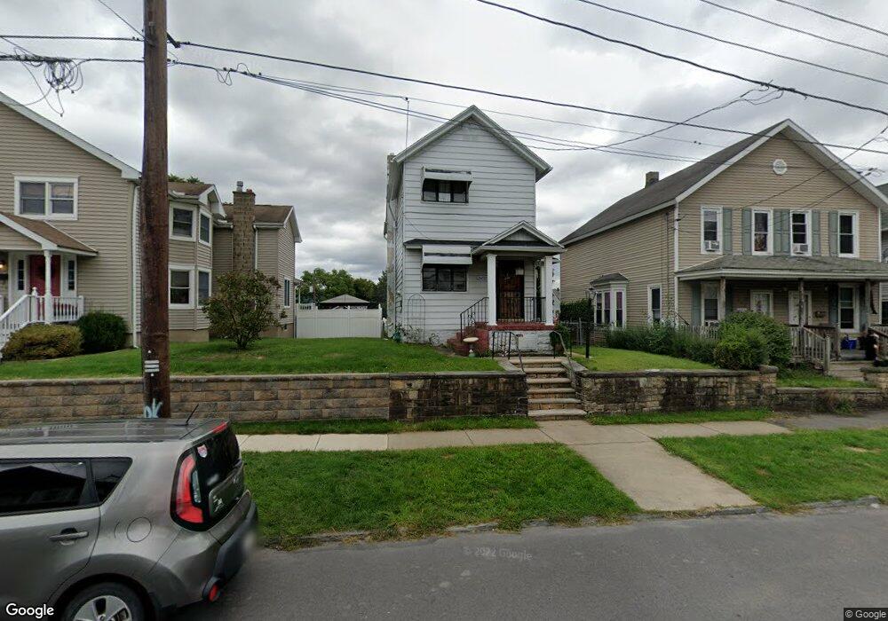 325 10th Ave, Scranton, PA 18504 - photo 1