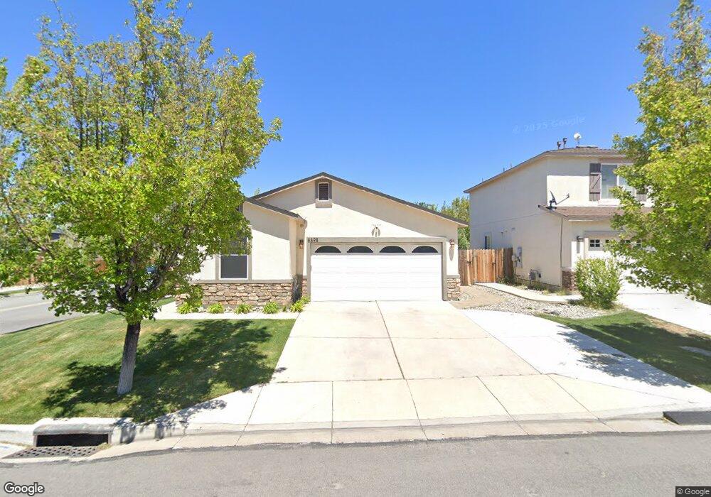 8898 Silverkist Dr, Reno, NV 89506 - photo 1