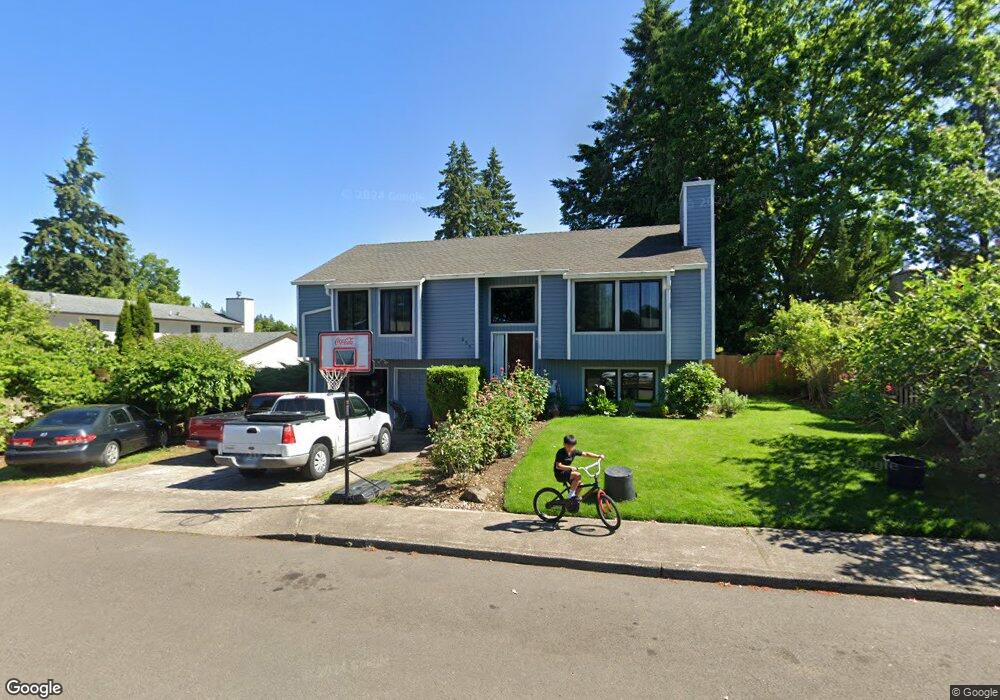 955 NE 13th Ave, Canby, OR 97013 - photo 1