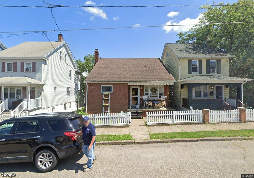 1033 Alter St, Hazleton, PA 18202 - photo 1