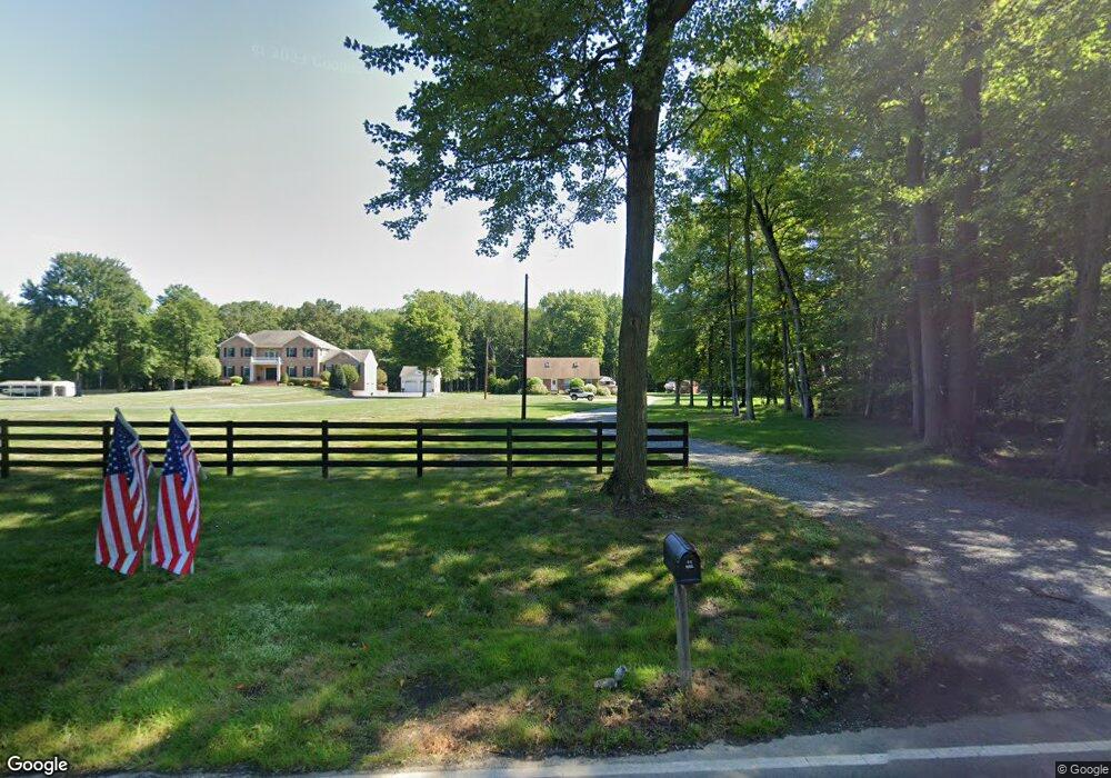 190 Mill Ln W, Columbus, NJ 08022 - photo 1