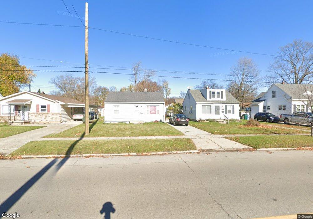 805 E Cavanaugh Rd, Lansing, MI 48910 - photo 1