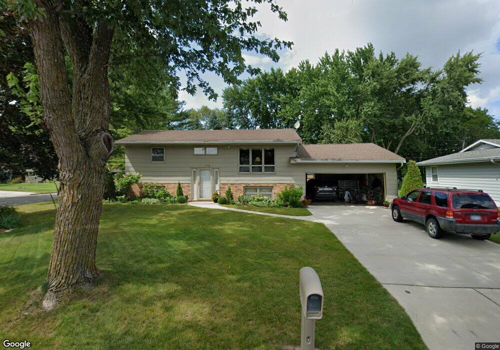 1414 Southview Ln, Albert Lea, MN 56007 - photo 1