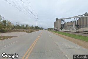 612 Front St, Buffalo, IA 52728