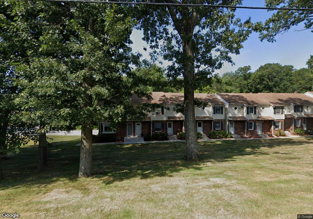 10 Cranberry Hollow, Enfield, CT 06082 - photo 1