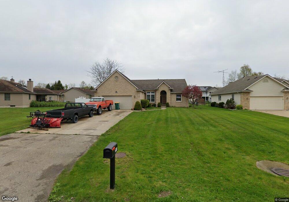 9484 Hill Rd, Swartz Creek, MI 48473 - photo 1
