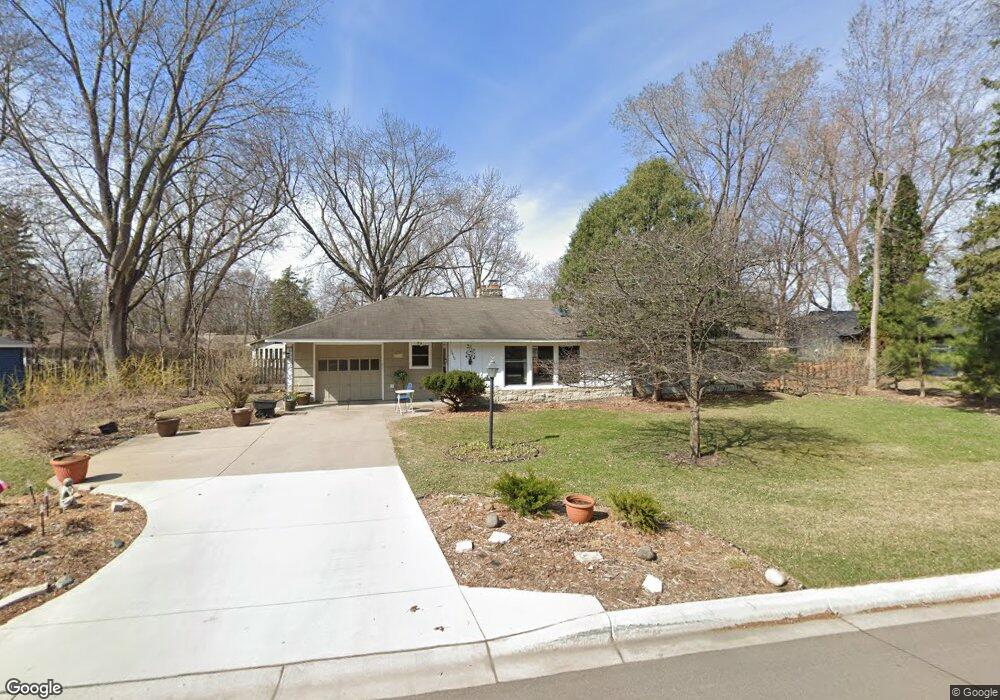 3410 Meadow Ln, Minnetonka, MN 55345 - photo 1