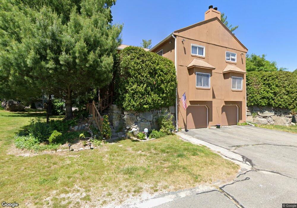 1 Kings Forest Path, Uxbridge, MA 01569 - photo 1