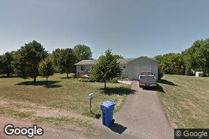 305 Peterson Dr, Viborg, SD 57070