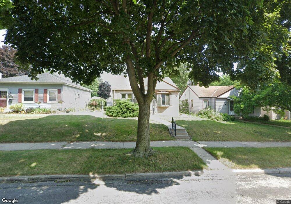 4218 S 2nd St, Milwaukee, WI 53207 - photo 1