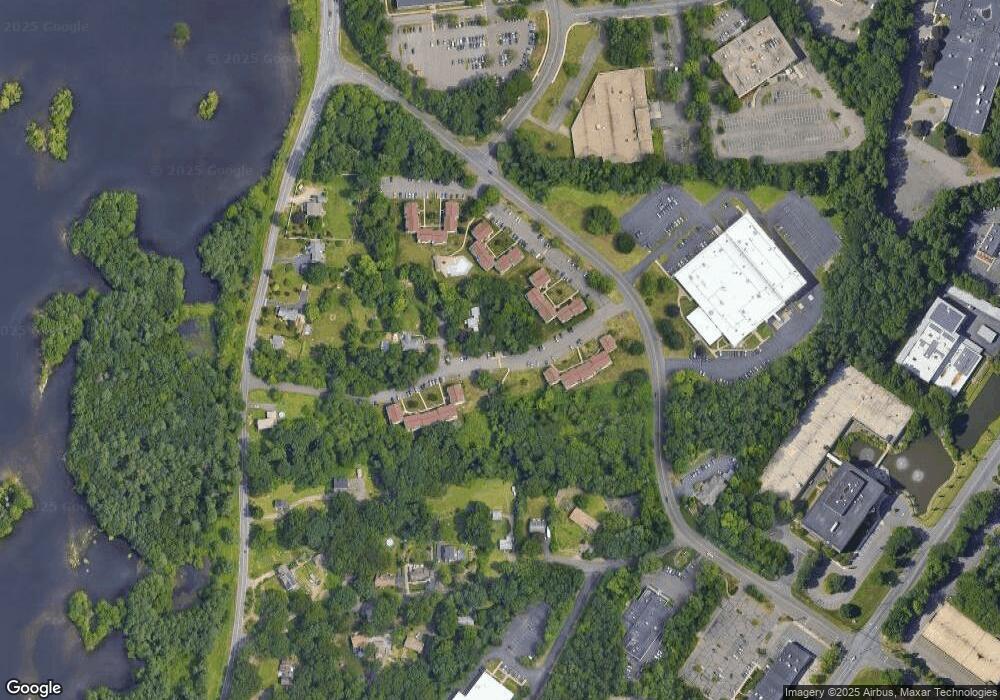 135 Heather Ridge, Shelton, CT 06484 - photo 1