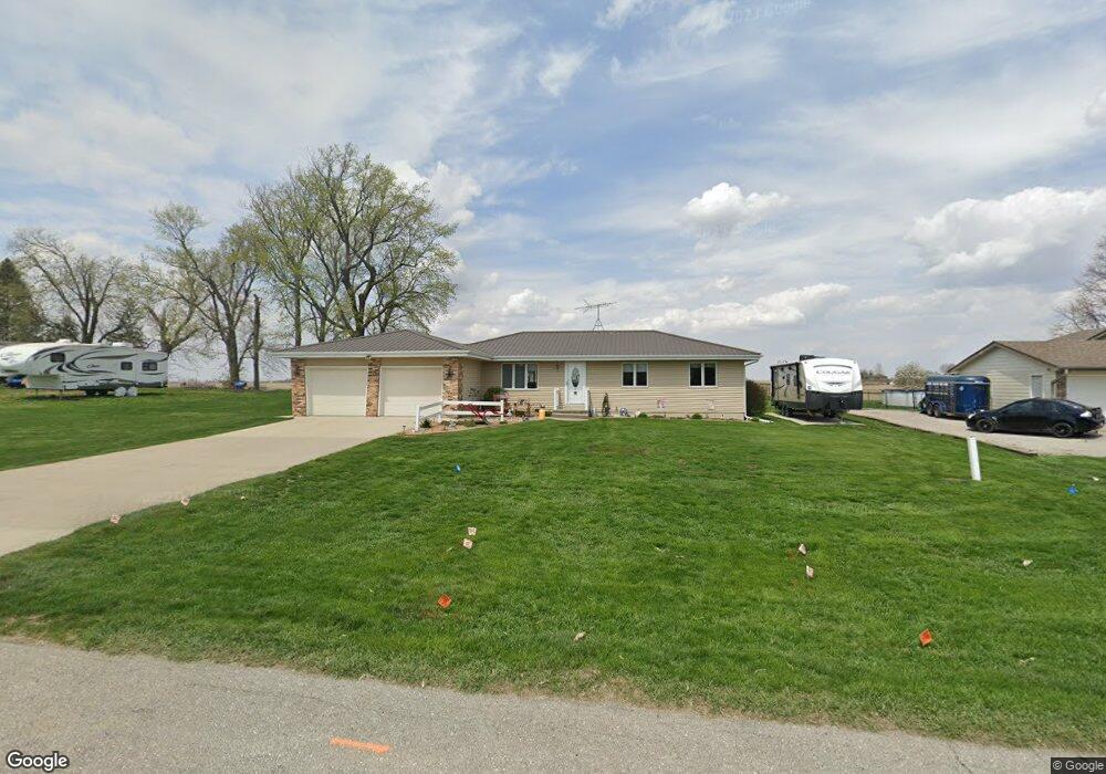 4086 N 4th Ave E, Newton, IA 50208 - photo 1