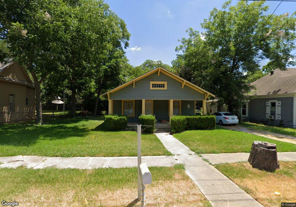 906 N Commerce St, Gainesville, TX 76240 - photo 1