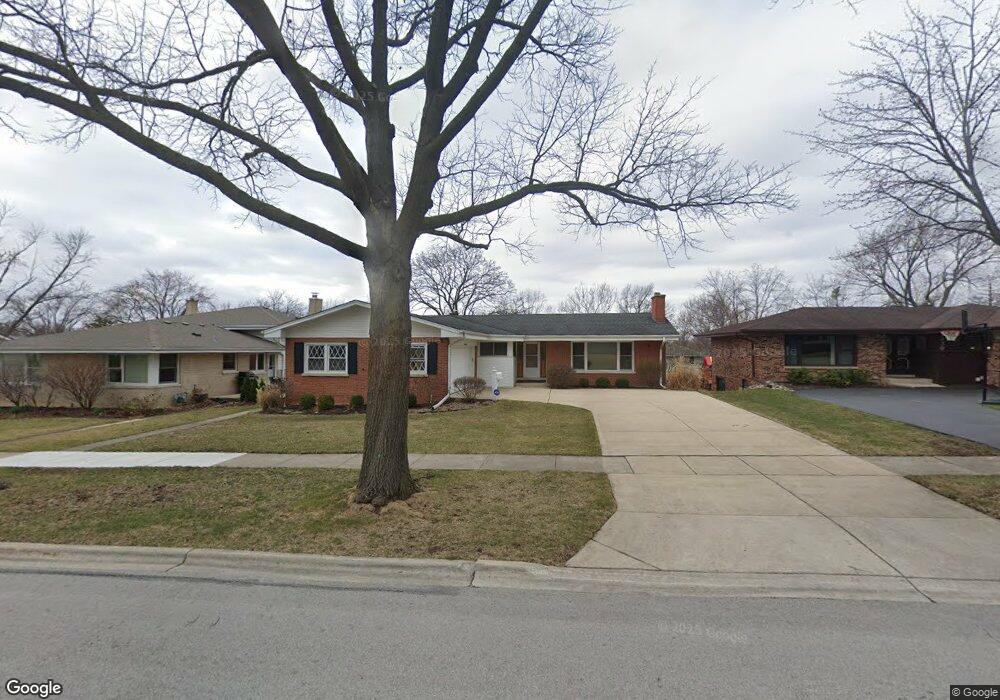 634 S Cedar Ave, Elmhurst, IL 60126 - photo 1