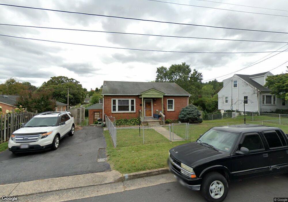 508 S Linden Ave, Waynesboro, VA 22980 - photo 1