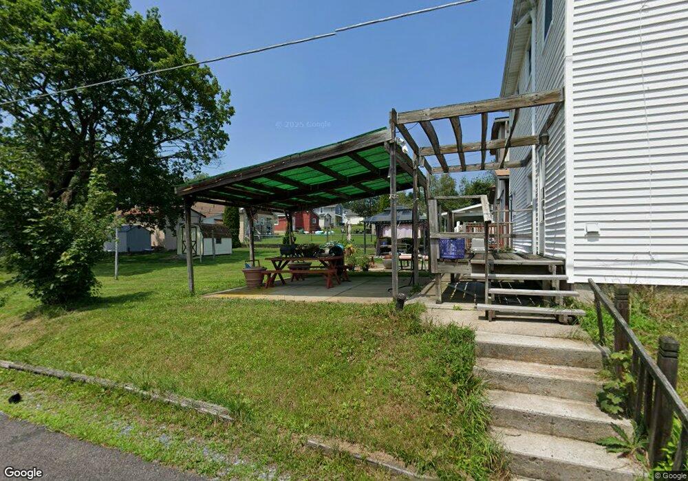 202 N 7th St, Lehighton, PA 18235 - photo 1