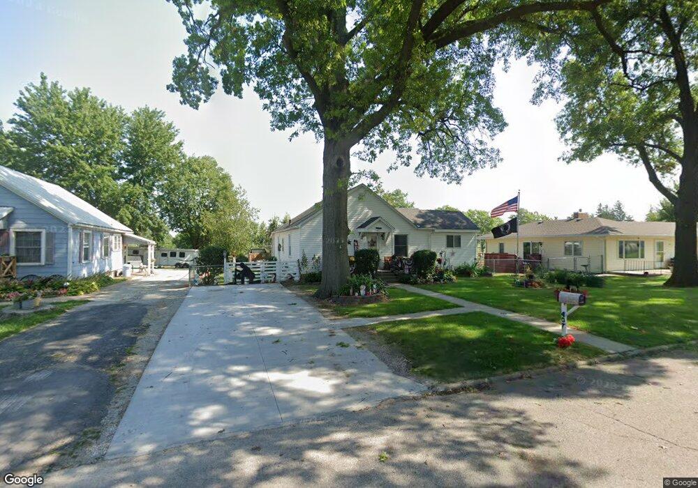 407 E Thomas Ave, Shenandoah, IA 51601 - photo 1