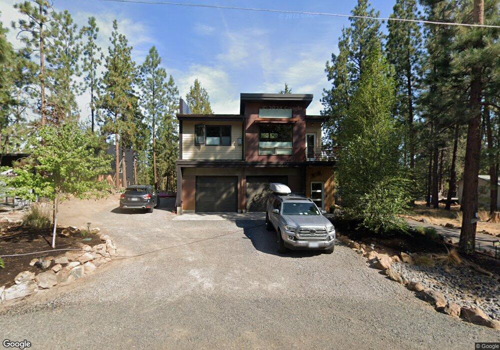 19470 Kemple Dr, Bend, OR 97702 - photo 1