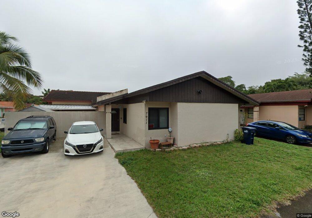 7911 SW 154th Ave, Miami, FL 33193 - photo 1