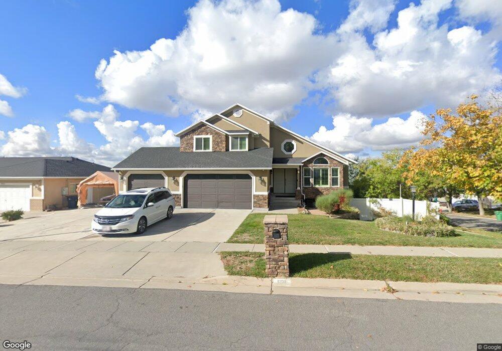 9232 S 1195 E, Sandy, UT 84094 - photo 1