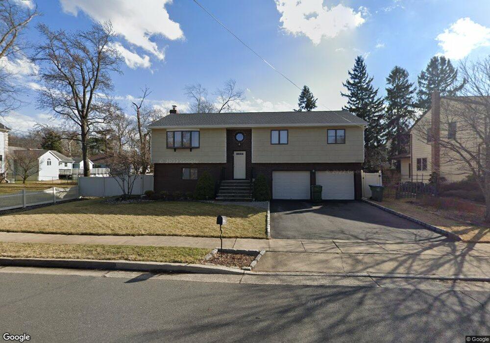 5 Woodrow Wilson Dr, Edison, NJ 08820 - photo 1