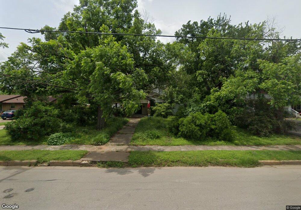 711 N Anglin St, Cleburne, TX 76031 - photo 1