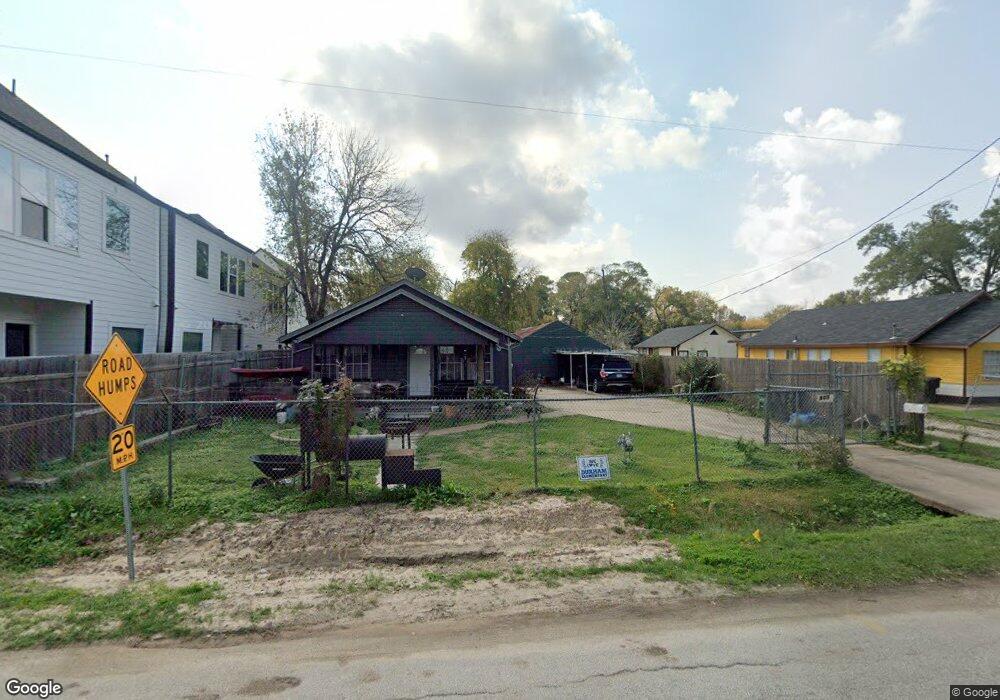 905 Martin St, Houston, TX 77018 - photo 1