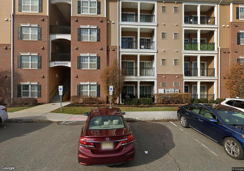 643 Strassle Way unit 643, South Plainfield, NJ 07080 - photo 1