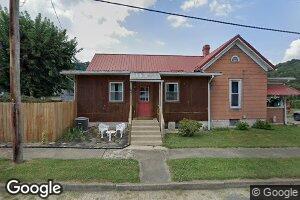 210 Park Dr, Mannington, WV 26582