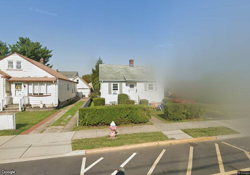 27 Mckenzie Ave, East Rutherford, NJ 07073 - photo 1