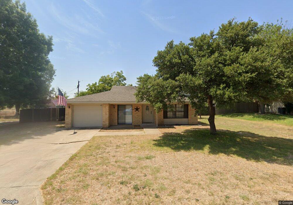 301 Shelly Dr, Troy, TX 76579 - photo 1