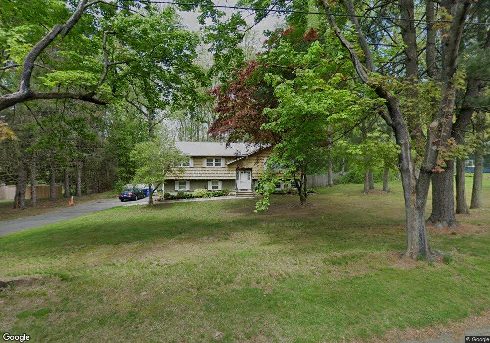 34 Whitewood Dr, Monroe, CT 06468 - photo 1