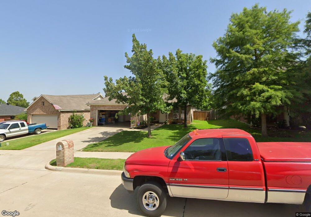 2613 Hilcroft Ave, Denton, TX 76210 - photo 1