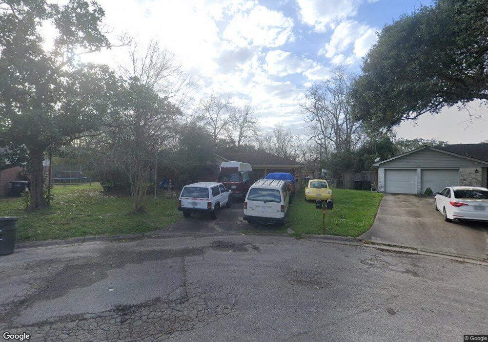 3706 Cambridge St, Alvin, TX 77511 - photo 1