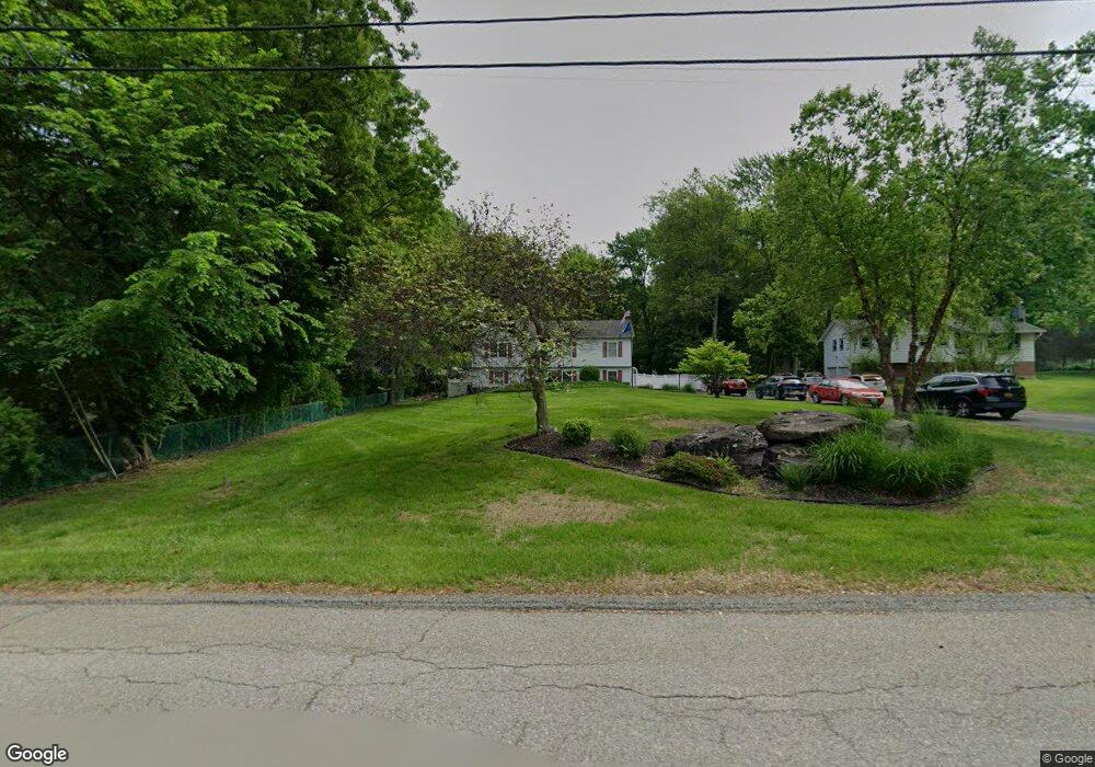 3 Bell Air Ln, Wappingers Falls, NY 12590 - photo 1