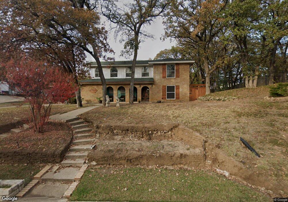 3902 Wildwood St, Euless, TX 76040 - photo 1