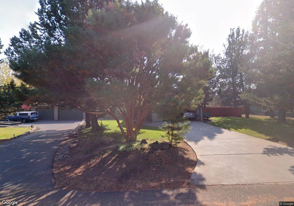 21073 Juniperhaven Ave, Bend, OR 97702 - photo 1