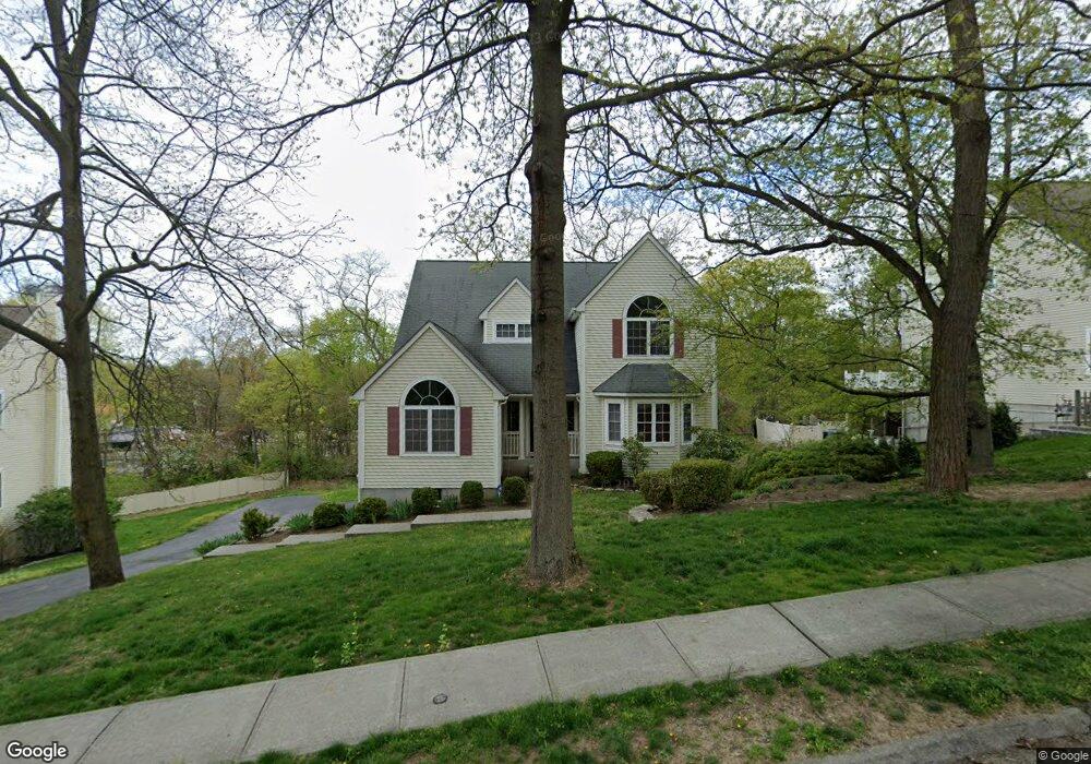 127 Scenic Dr W, Croton On Hudson, NY 10520 - photo 1