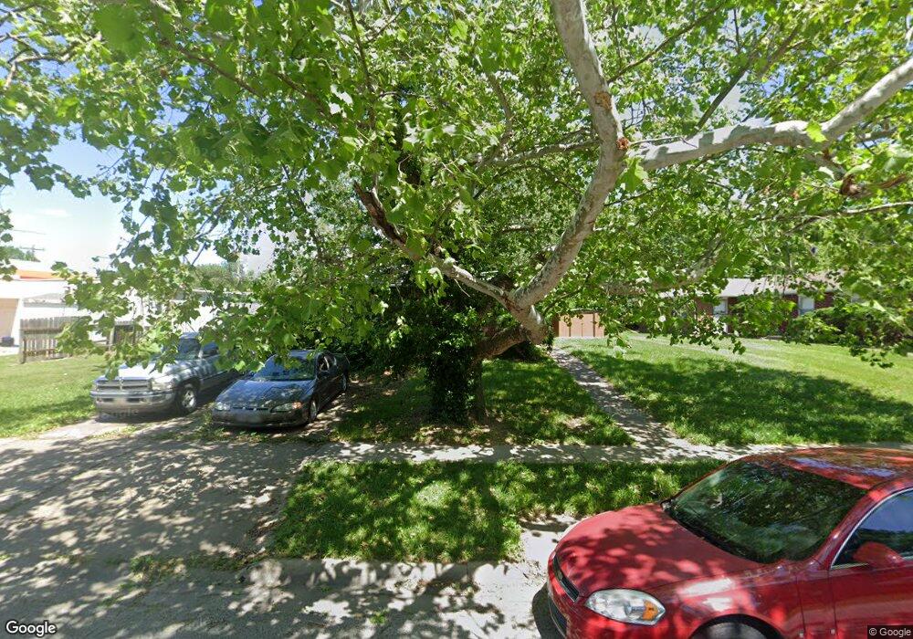 2914 SW Randolph Ave, Topeka, KS 66611 - photo 1