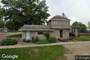 218 N 2nd St, Sheffield, IA 50475