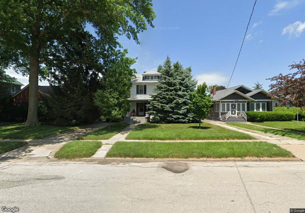 2114 Elm St, Davenport, IA 52803 - photo 1