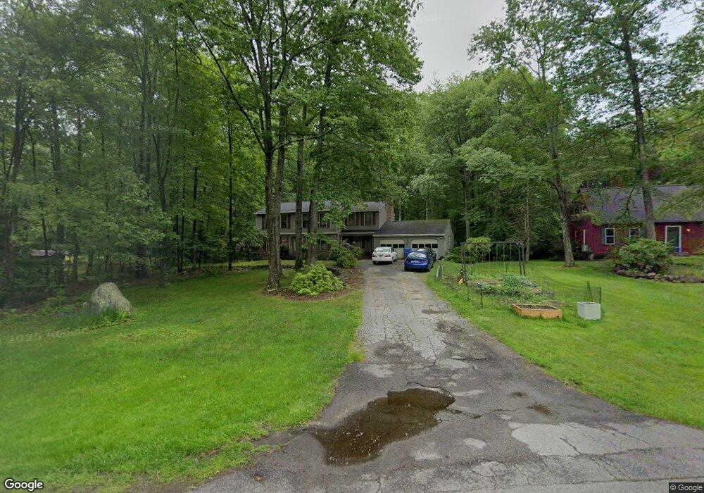 28 Wedgewood Dr, Londonderry, NH 03053 - photo 1