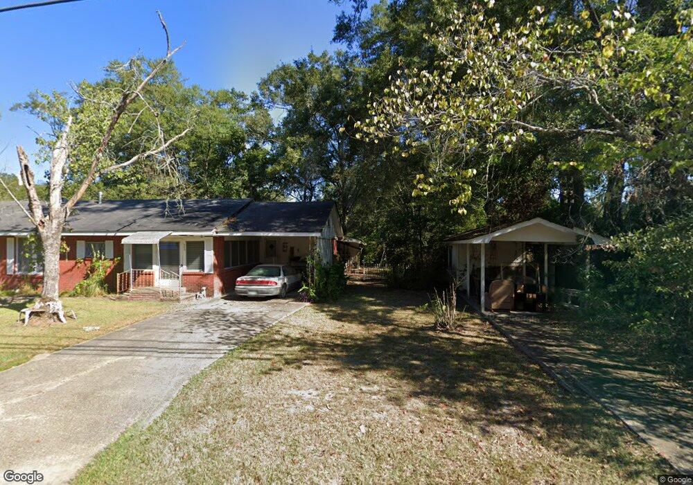 605 Third St, Picayune, MS 39466 - photo 1