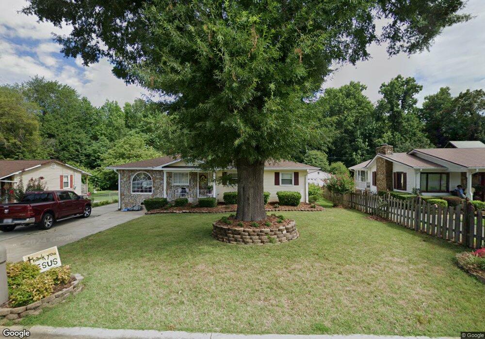 701 E Morehead St, Reidsville, NC 27320 - photo 1