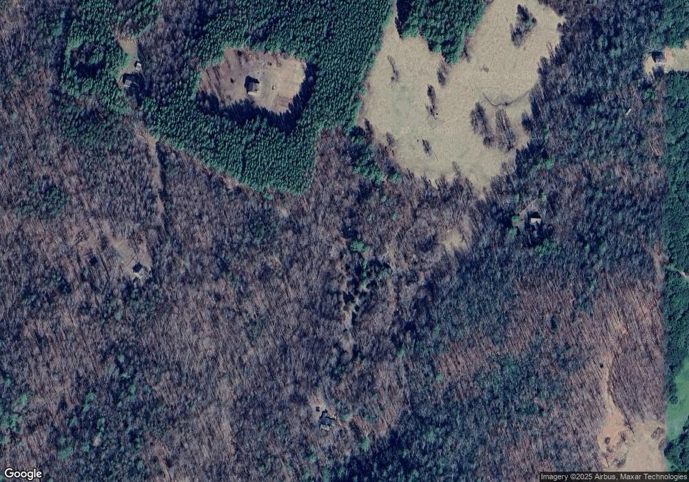 47 Middle of No Way Ln, Castleton, VA 22716 - photo 1