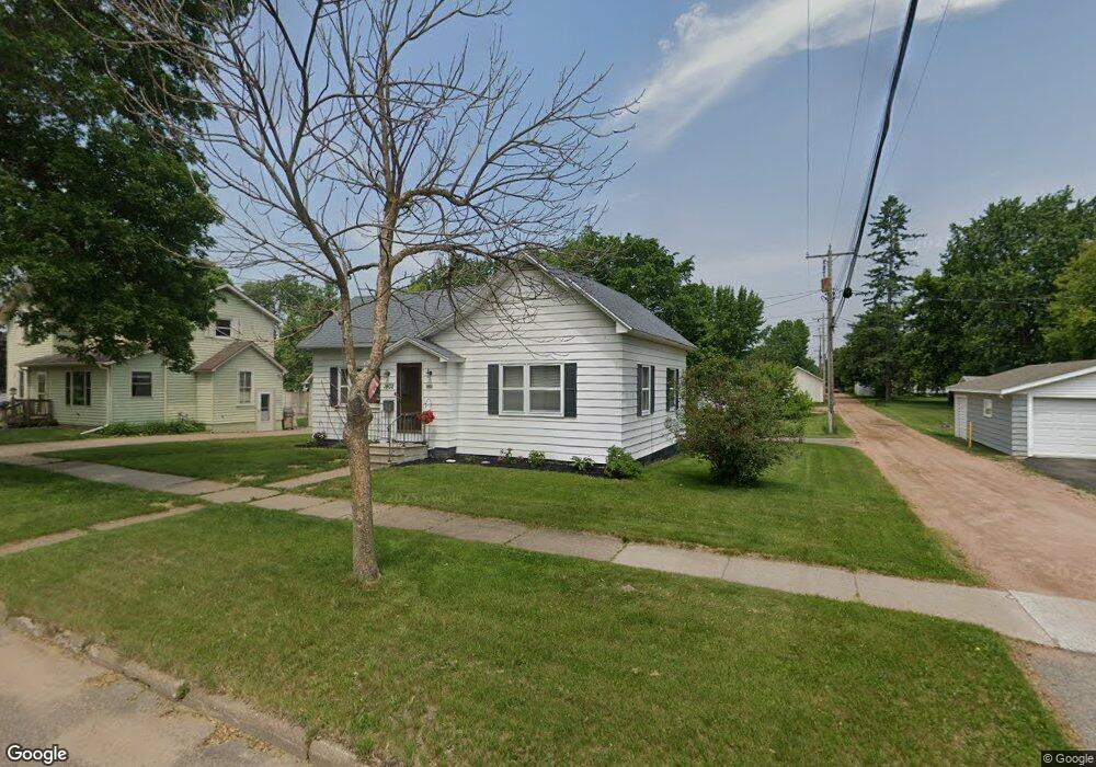 1402 E 3rd St, Merrill, WI 54452 - photo 1