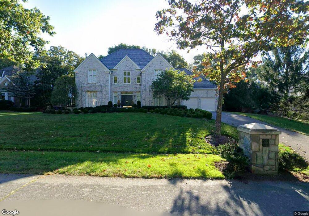 9872 Avenel Farm Dr, Potomac, MD 20854 - photo 1